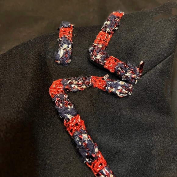 Chanel jacket - Picture 4 of 7